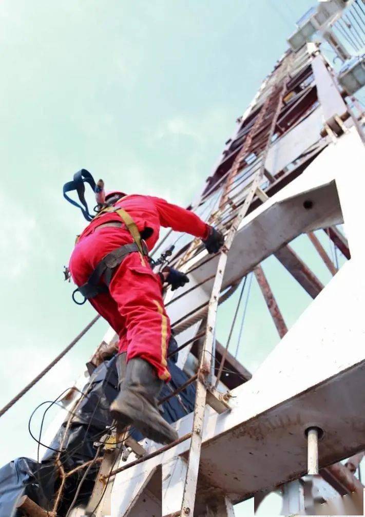 关于赛地聚焦——法国杯今夜热度飙升，上海久事回应争议，震撼外界，心理建设被强调的信息-超凡电竞lol