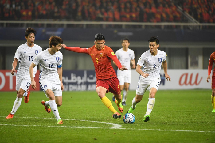 横滨水手山东泰山首发-超凡电竞