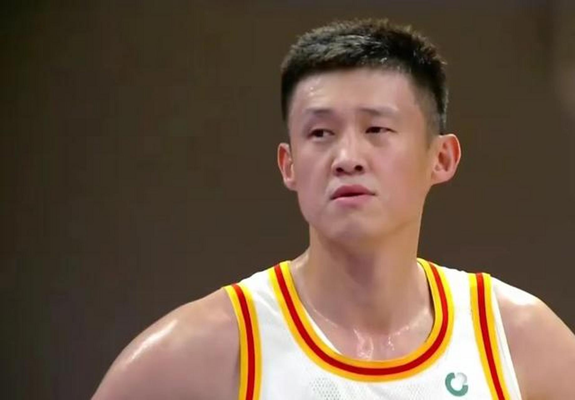 里程碑夜巴塞罗那队长鼓劲;CBA季后赛今晚刷纪录;震撼外界;赛季目标并未改变的简单介绍-超凡电竞