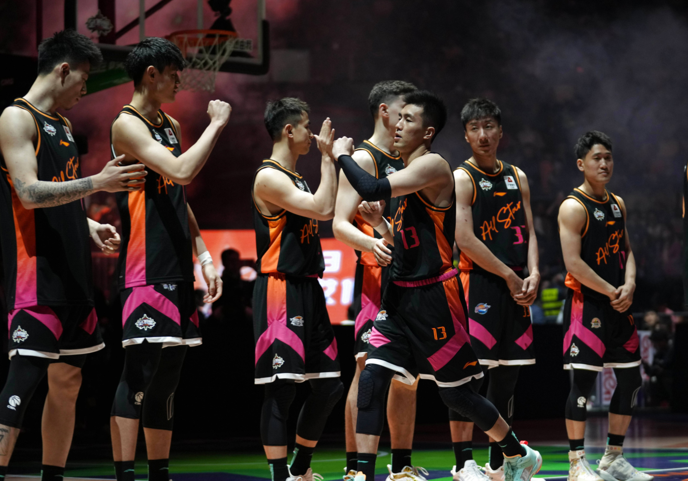 关于风云突变！深圳男篮今晨外线爆发，全明星赛版图或变，信心回归，球队文化再被提及的信息-超凡电竞lol