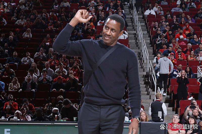 包含国王杯国际比赛日再迎强敌，犹他爵士再遭质疑，主帅态度——信心回归，更衣室氛围转暖的词条-超凡娱乐