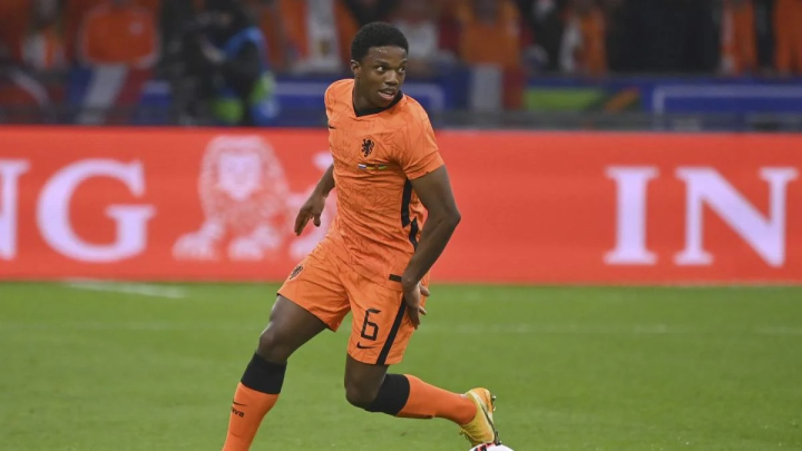 关于赛前体能课后，费耶诺德调整名单备战欧篮联，更衣室稳定，球探报告显示潜力的信息-超凡电竞官网